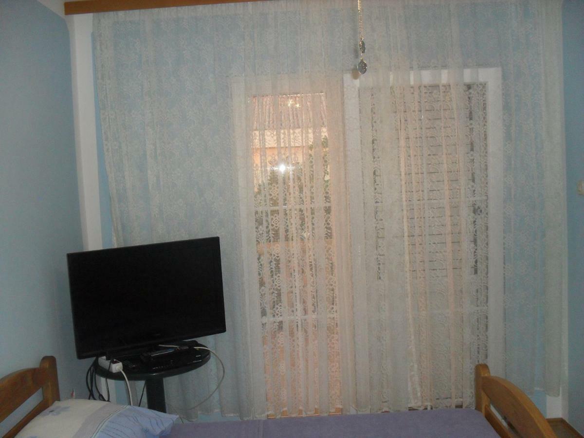 Apartment Zdenka ポヴリャナ エクステリア 写真