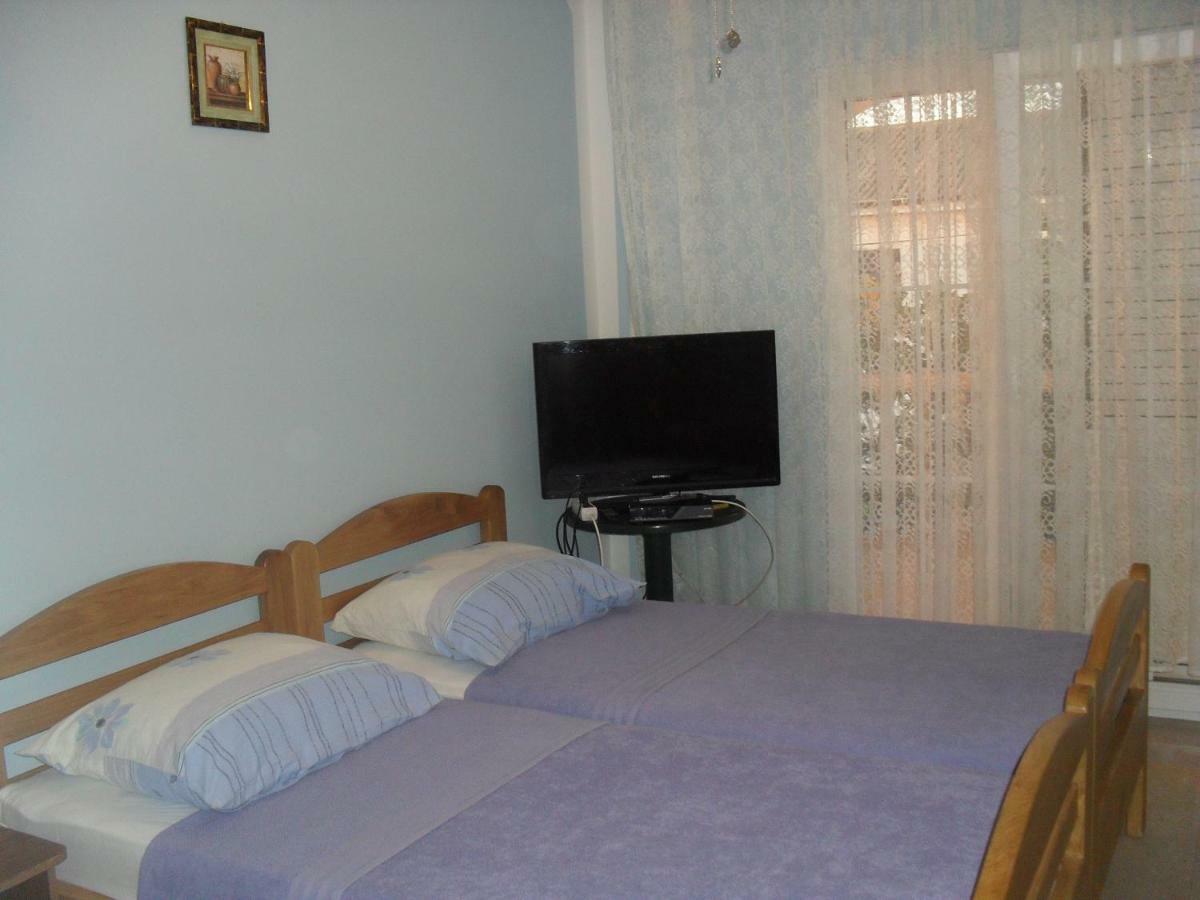 Apartment Zdenka ポヴリャナ エクステリア 写真