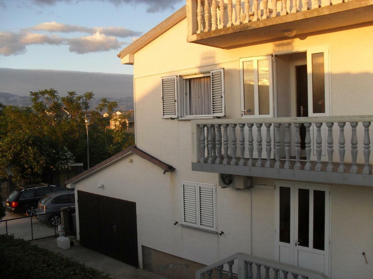 Apartment Zdenka ポヴリャナ エクステリア 写真