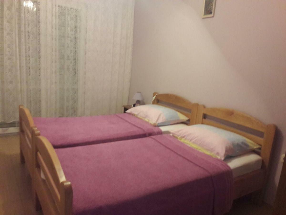Apartment Zdenka ポヴリャナ エクステリア 写真